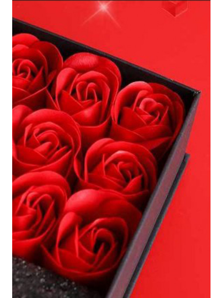 Подарочная коробка с розами 166743C