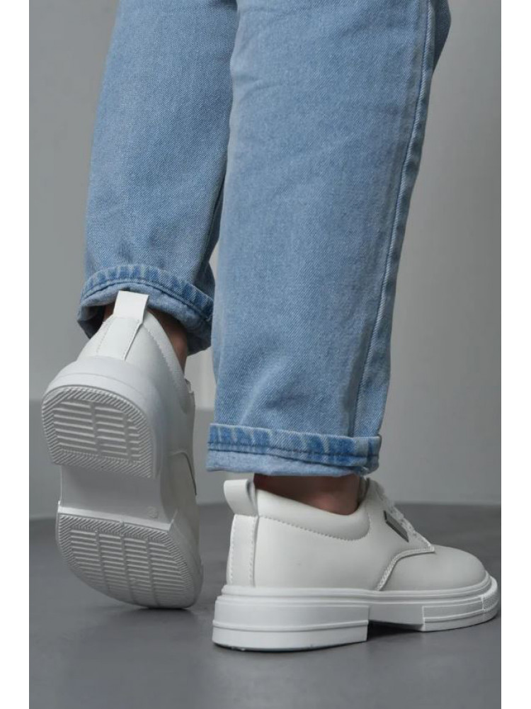Туфлі жіночі білого кольору на шнурівці 582-1 170704C