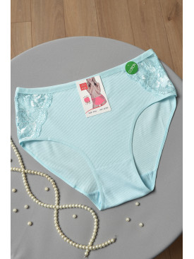 Трусы женские батальные с гипюровой вставкой голубого цвета А2255 172064C