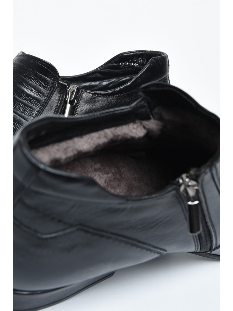 Ботинки мужские зимние на меху черного цвета 172204C