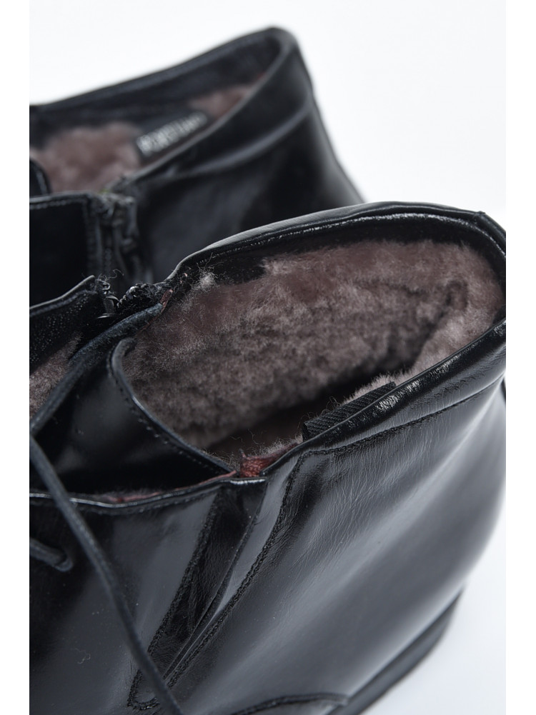 Черевики чоловічі зимові на хутрі чорного кольору 172210C