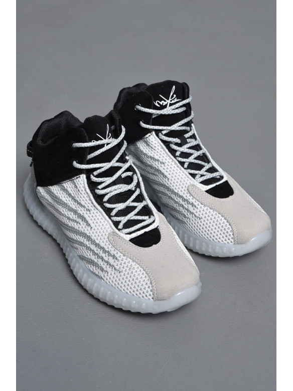 Кросівки чоловічі сірого кольору на шнурівці текстиль М09 172397C