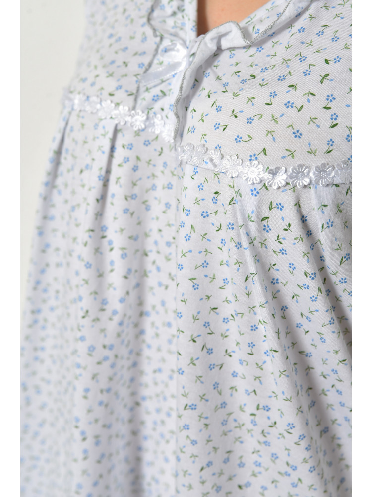 Ночная рубашка женская батальная белого цвета с цветочным принтом 172524C