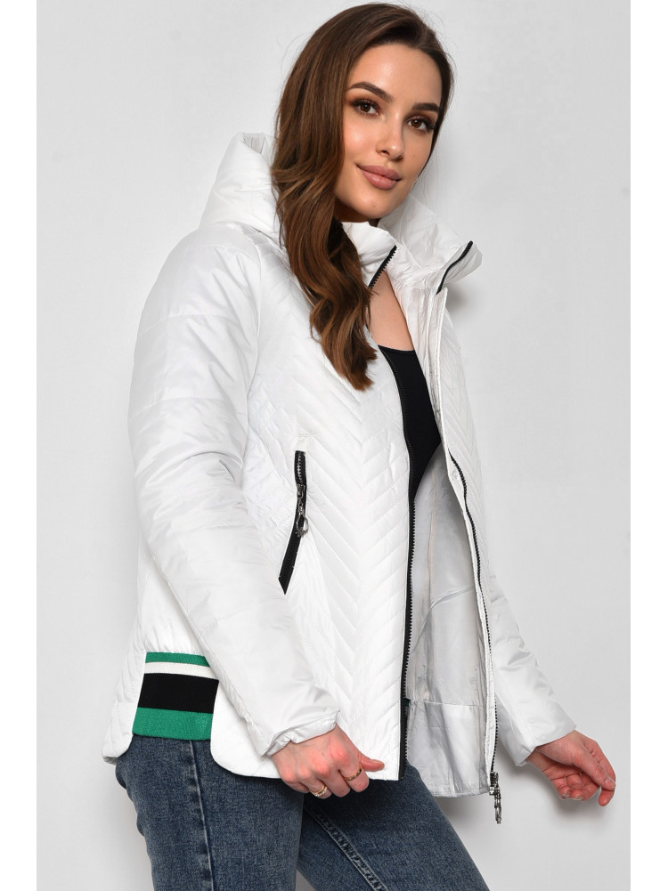 Куртка женская демисезонная белого цвета 8044 173192C