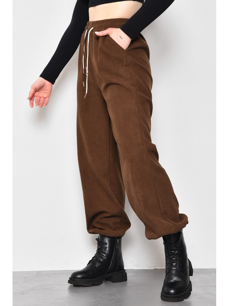 Штаны женские полубатальные расклешенные  коричневого цвета 9662-2 173330C