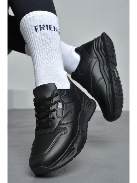 Кросівки жіночі чорного кольору на шнурівці 186-132 174225C