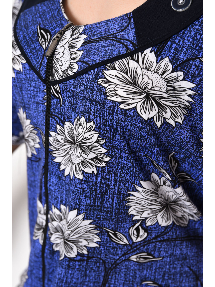 Халат жіночий батальний з квітковим принтом синього кольору 174625C