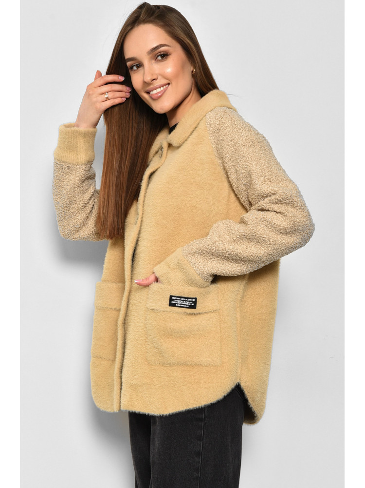 Пальто женское полубатальное из альпаки светло-коричневого цвета 6631 175891C