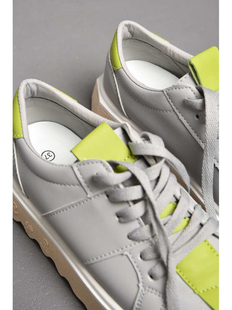 Кросівки жіночі сірого кольору на шнурівці А017 176348C