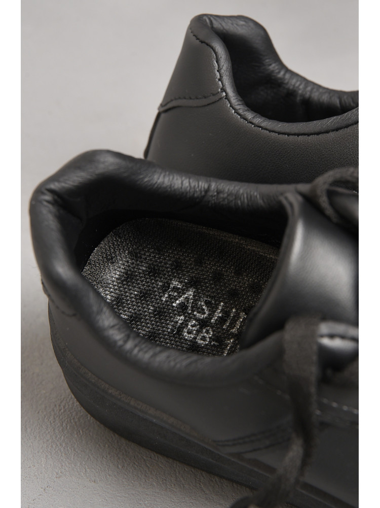 Кросівки жіночі чорного кольору на шнурівці 188-198 176756C