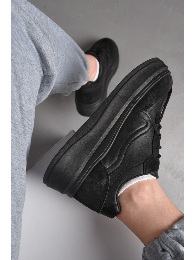 Кросівки жіночі чорного кольору на шнурівці 188-194 176793C