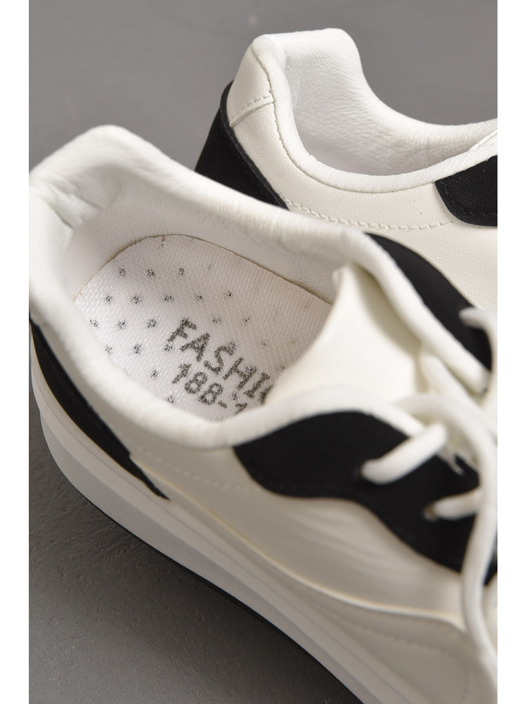 Кросівки жіночі чорно-білого кольору на шнурівці 188-196 176820C