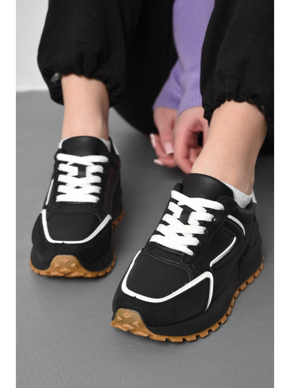 Кросівки жіночі чорного кольору на шнурівці 542-140 176875C