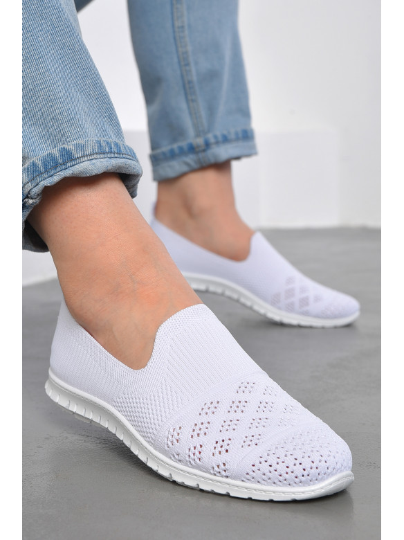 Мокасини жіночі білого кольору текстиль 663 180364C