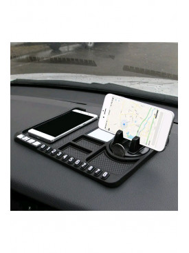 Килимок на панель приладів в автомобіль 181677C