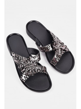 Шльопанці жіночі натуральна шкіра сріблястого кольору 267-1 203586C Шльопанці жіночі натуральна шкіра сріблястого кольору 267-1 203586C