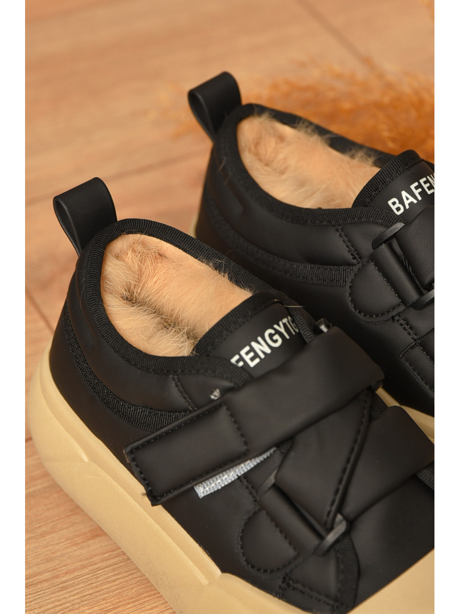 Кросівки жіночі демісезонні чорного кольору N005 207147C