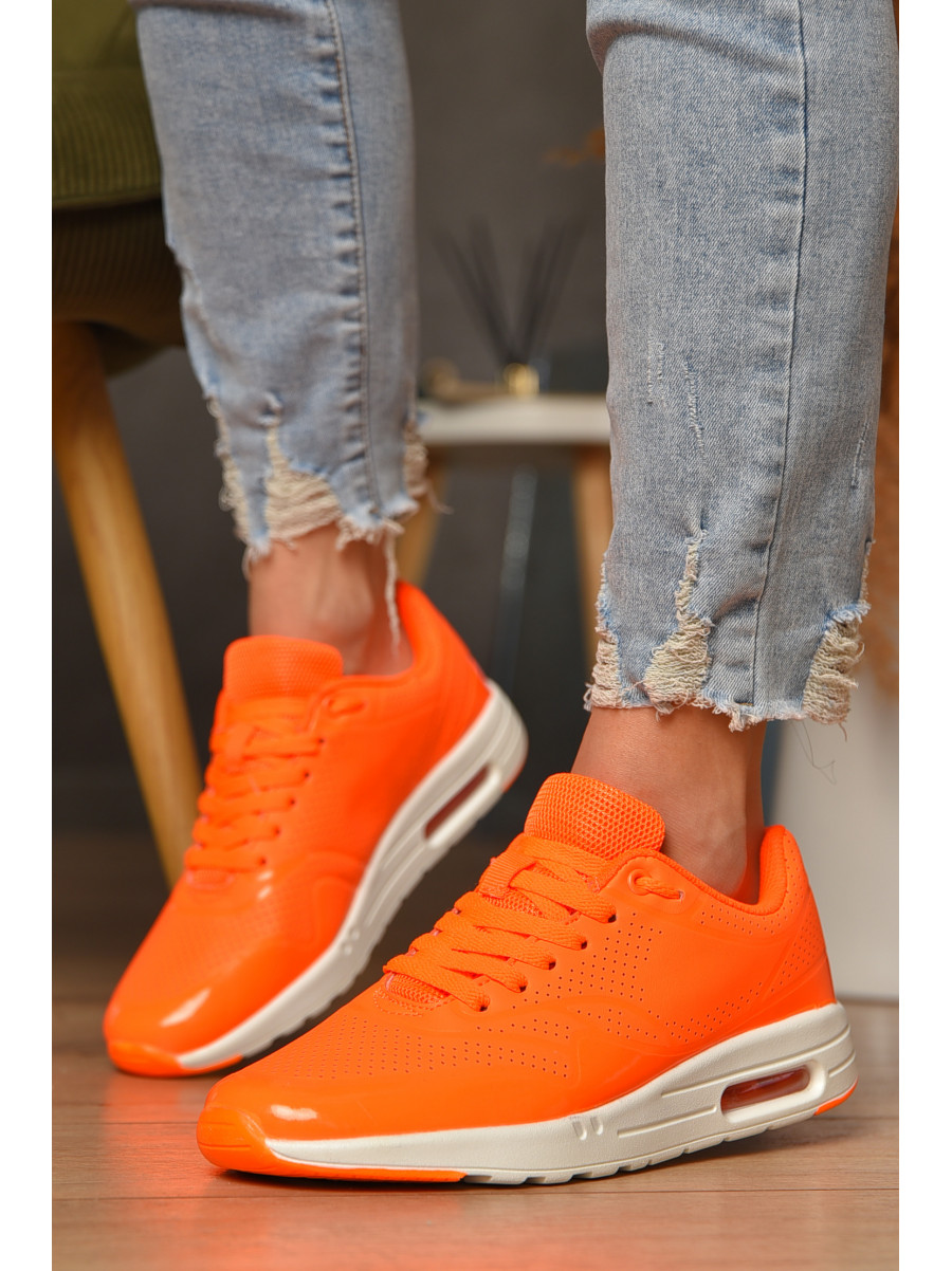 Кроссовки женские оранжевого цвета S-03 207432C