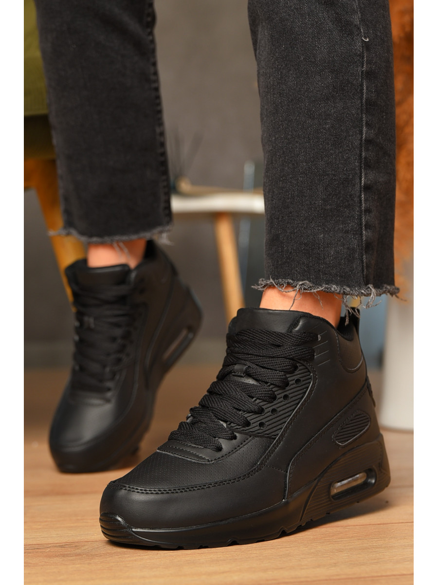 Кросівки жіночі чорного кольору s29 207597C