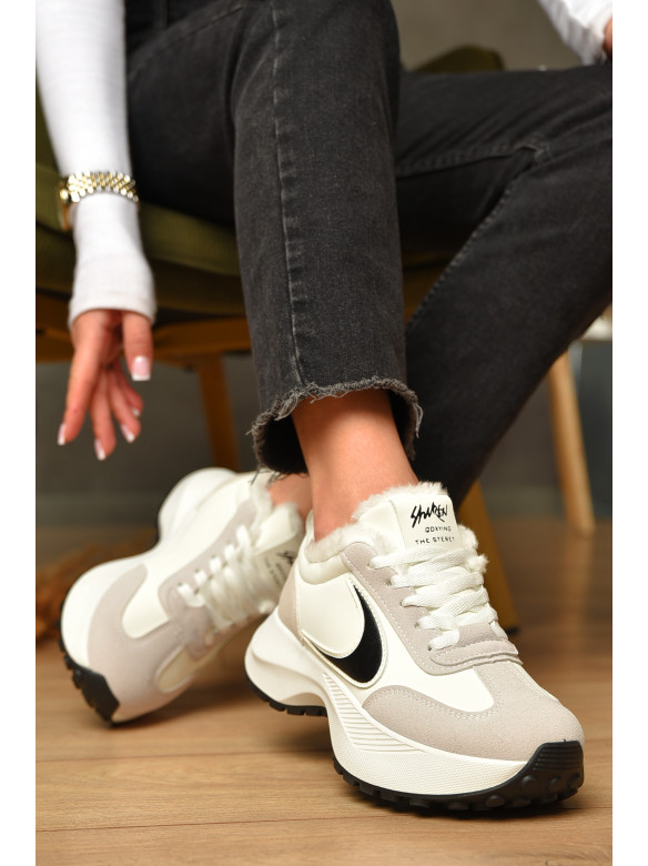 Кроссовки женские зимние белого цвета на шнуровке х556-2 207624C