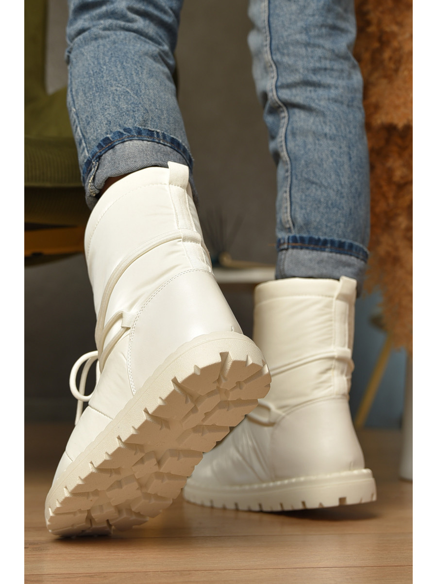 Дутики женские на меху белого цвета 88605-2 207632C