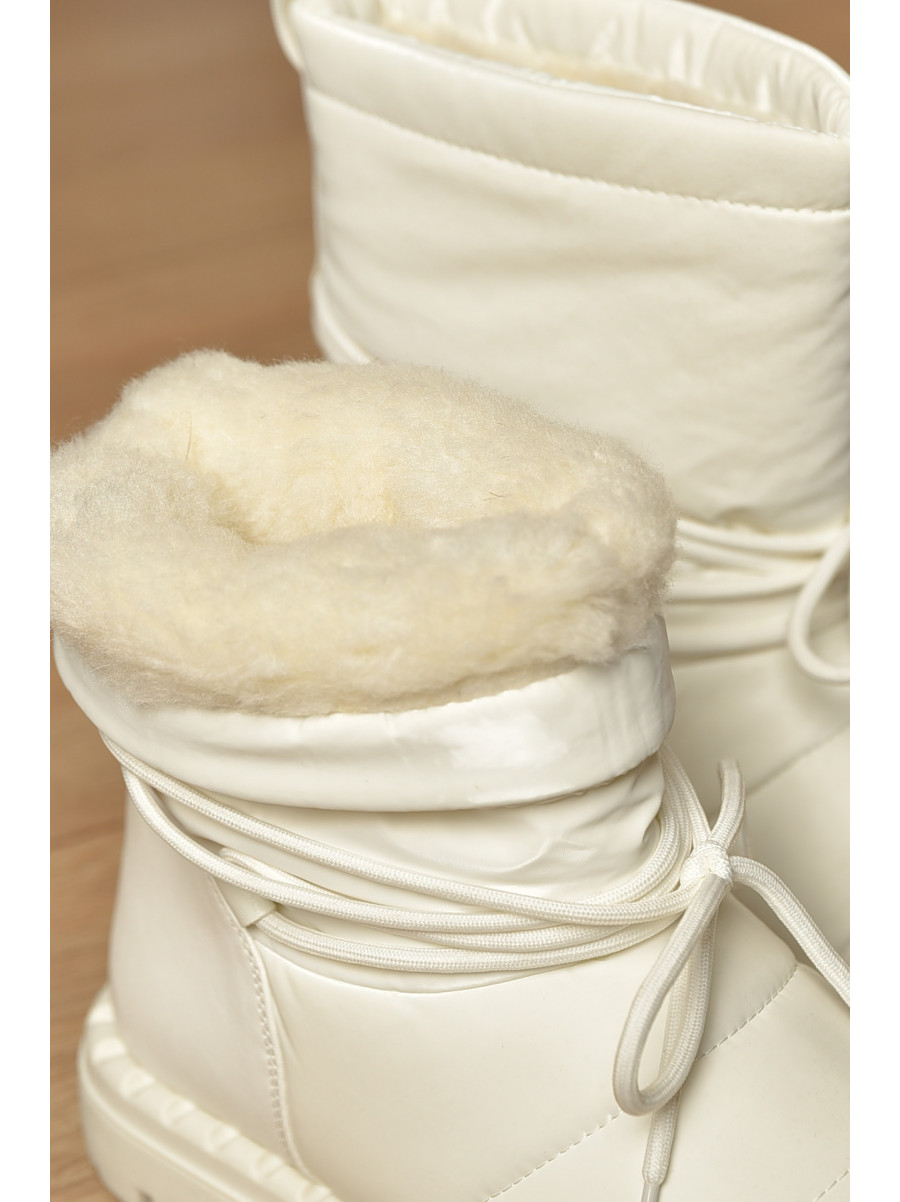 Дутики женские на меху белого цвета 88605-2 207632C