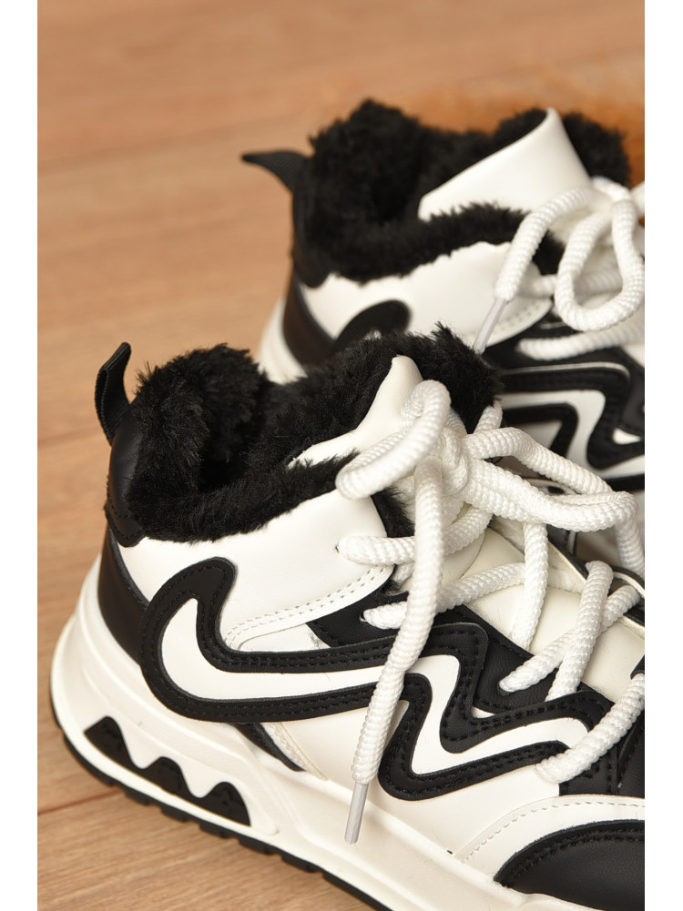 Кросівки жіночі біло-чорного кольору на хутрі К906 207643C