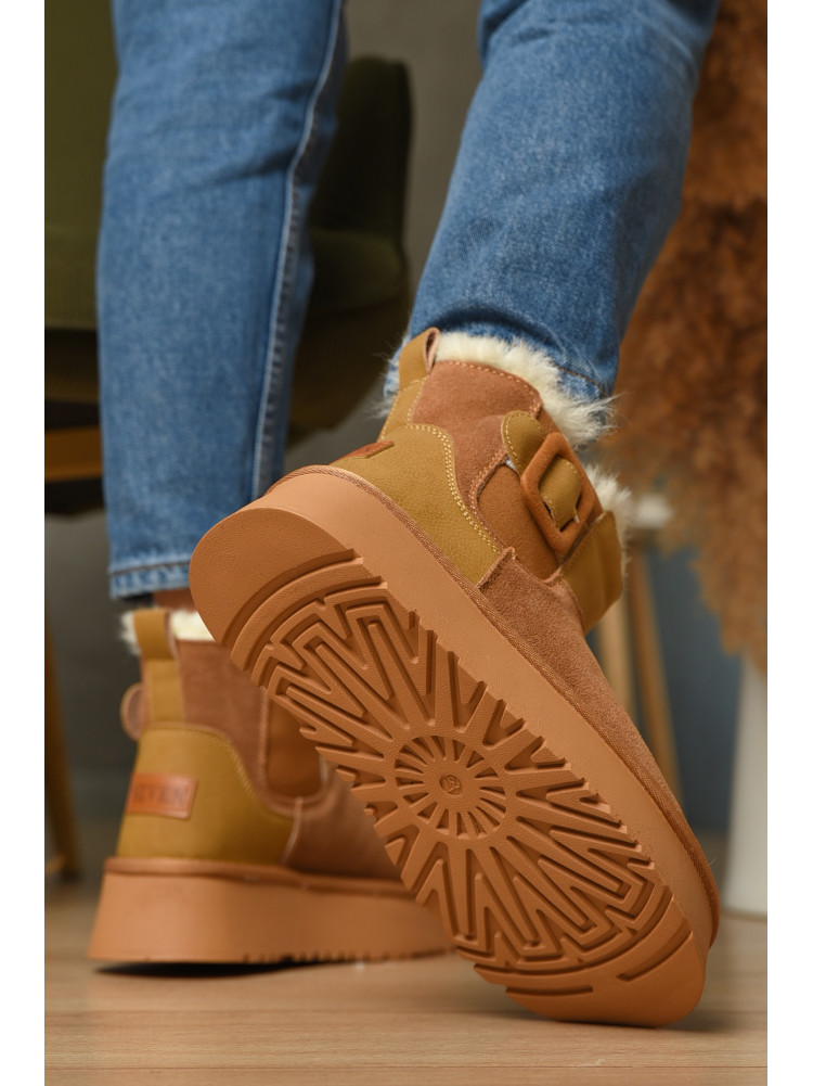 Уггі жіночі на хутрі пісочного кольору К-32 207692C