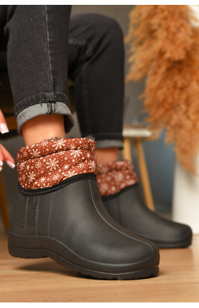 Дутики женские на меху черного цвета ботік 207833C Дутики женские на меху черного цвета ботік 207833C