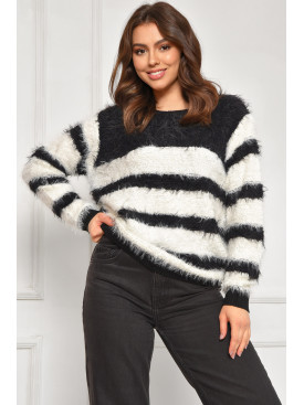 Свитер женский травка черного цвета а5333 207946C Свитер женский травка черного цвета а5333 207946C