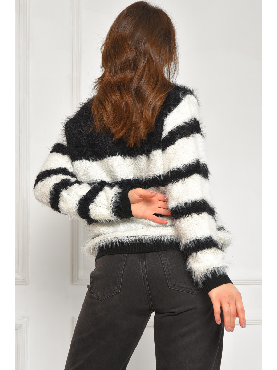 Свитер женский травка черного цвета а5333 207946C