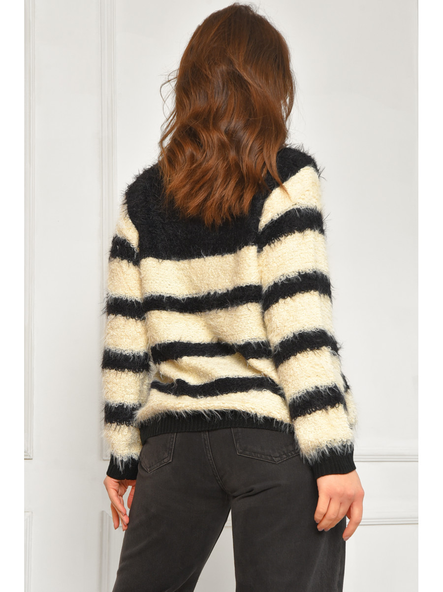 Свитер женский травка черного цвета а5333 207951C