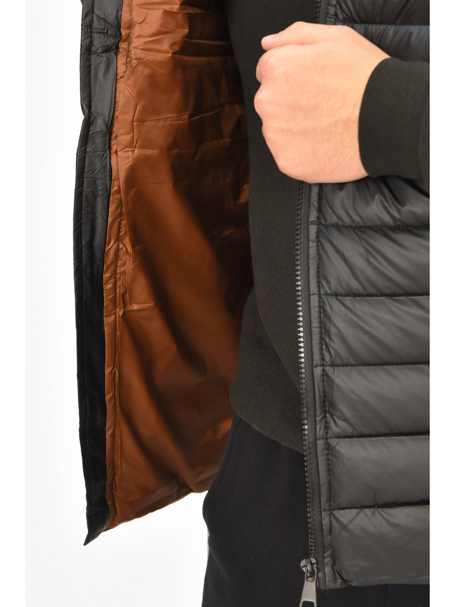 Жилетка чоловіча демісезонна чорного кольору 32-1 207968C