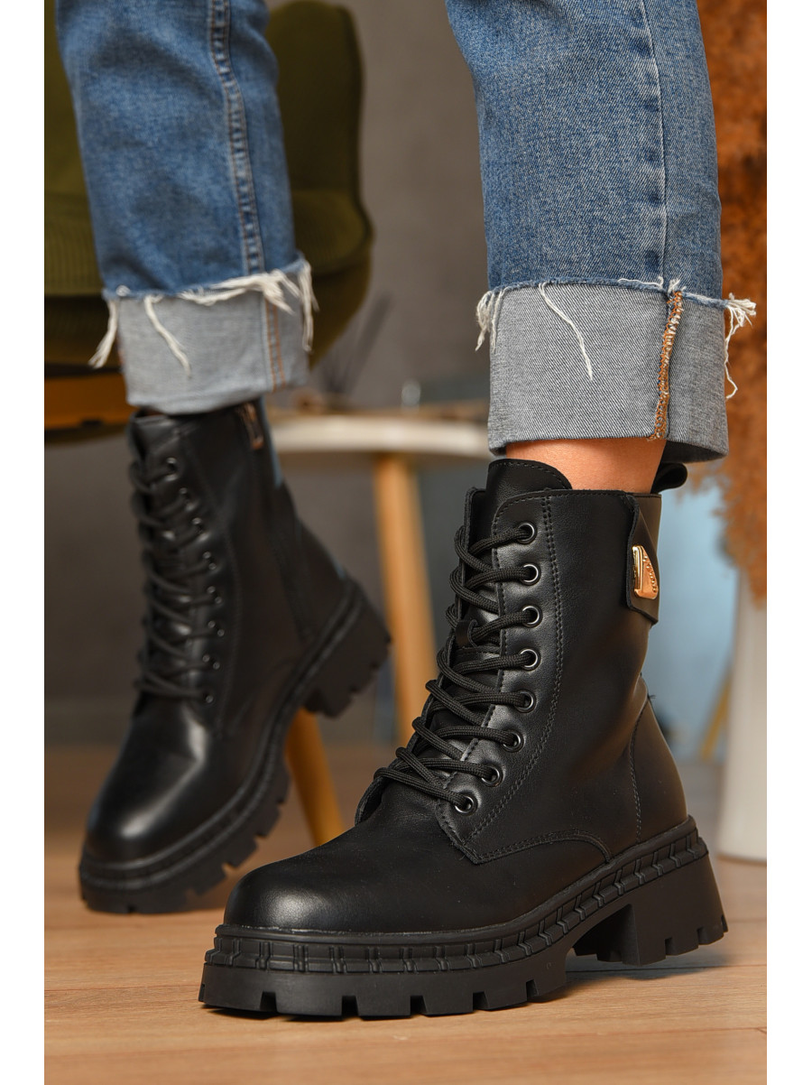 Ботинки женские зимние черного цвета Z 8-1 208052C