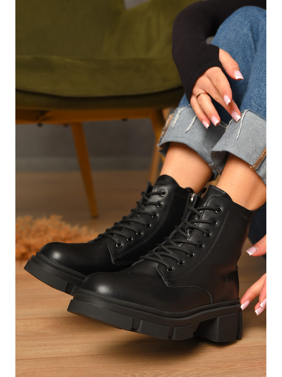 Ботинки женские зимние черного цвета F70 208074C