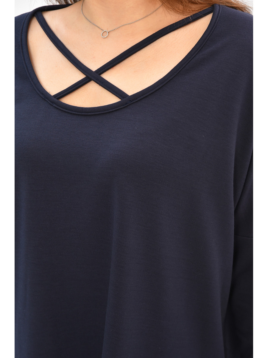 Кофта жіноча однотонна напівбатальна темно-синього кольору 208123C