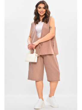 Костюм женский однотонный светло-коричневого цвета 49970 208144C Костюм женский однотонный светло-коричневого цвета 49970 208144C