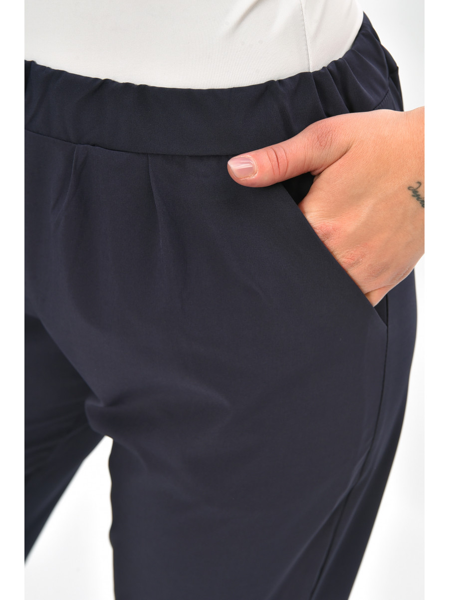 Брюки жіночі однотонні темно-синього кольору 8144 208158C