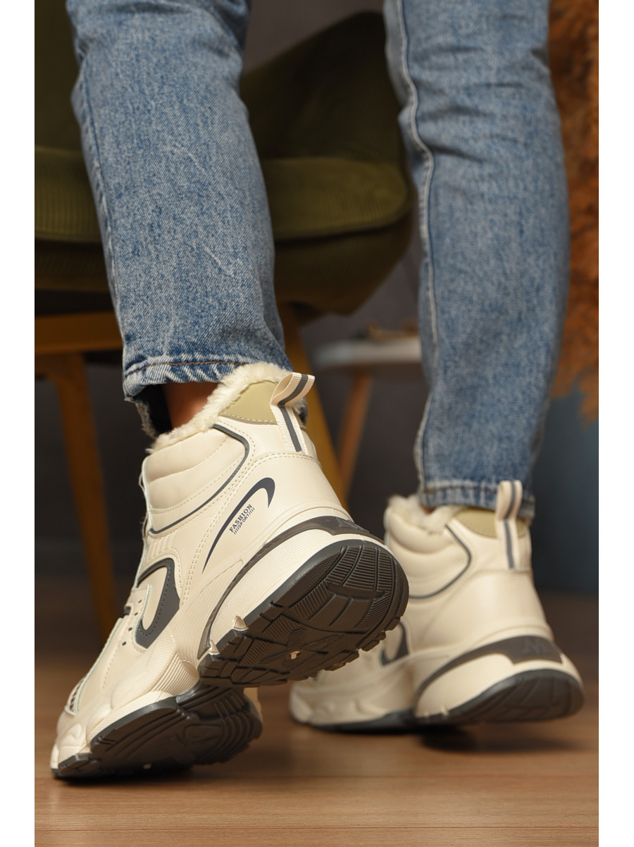 Кросівки жіночі світло-бежевого кольору на хутрі К908 208208C