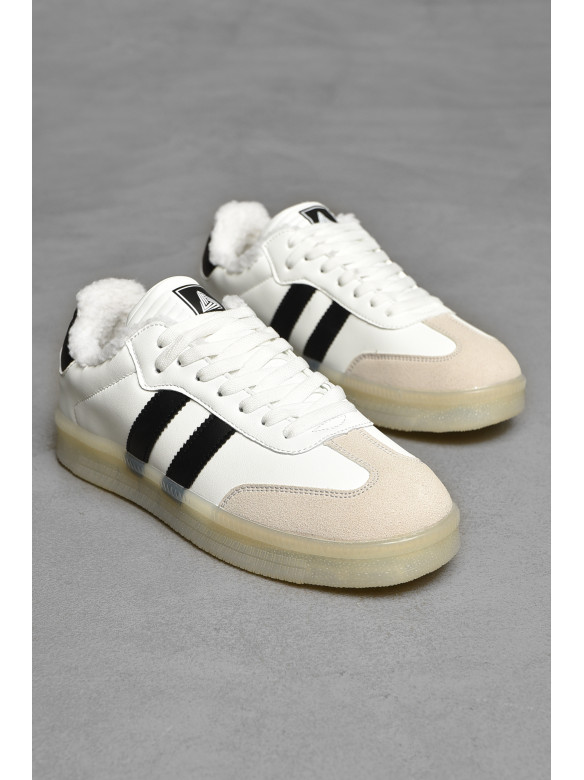 Кросівки чоловічі зима білого кольору на шнурівці 690-3 208225C