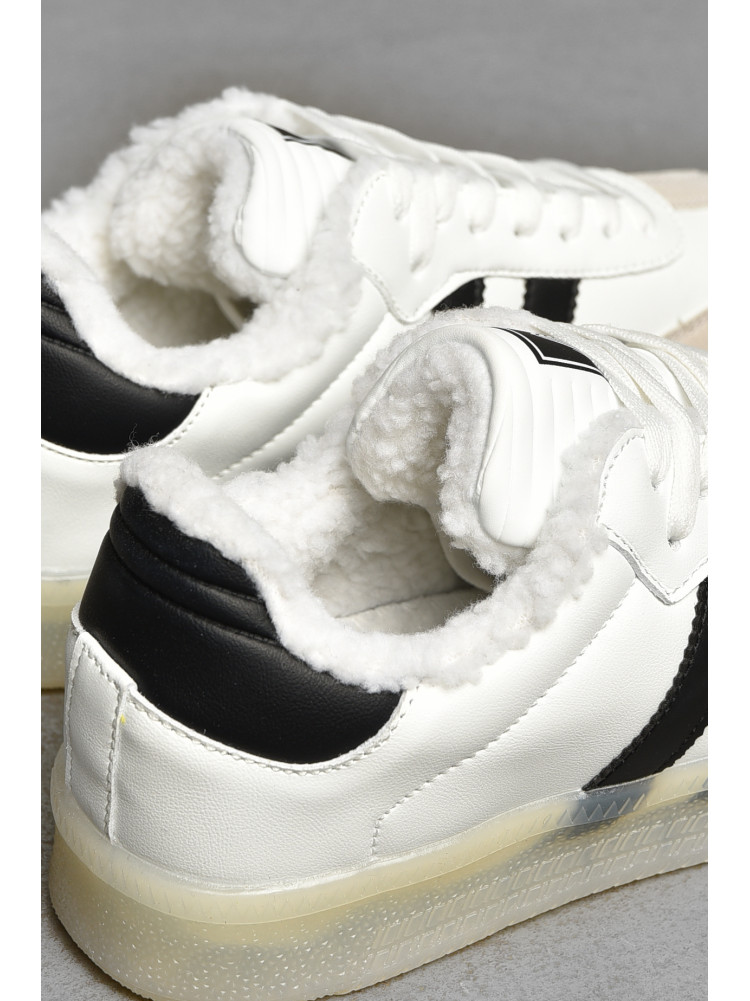 Кросівки чоловічі зима білого кольору на шнурівці 690-3 208225C