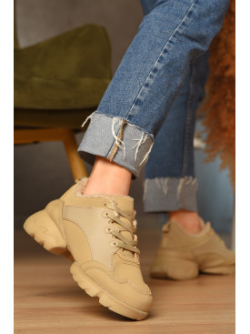 Кросівки жіночі зима бежевого кольору на хутрі 169-2 208239C