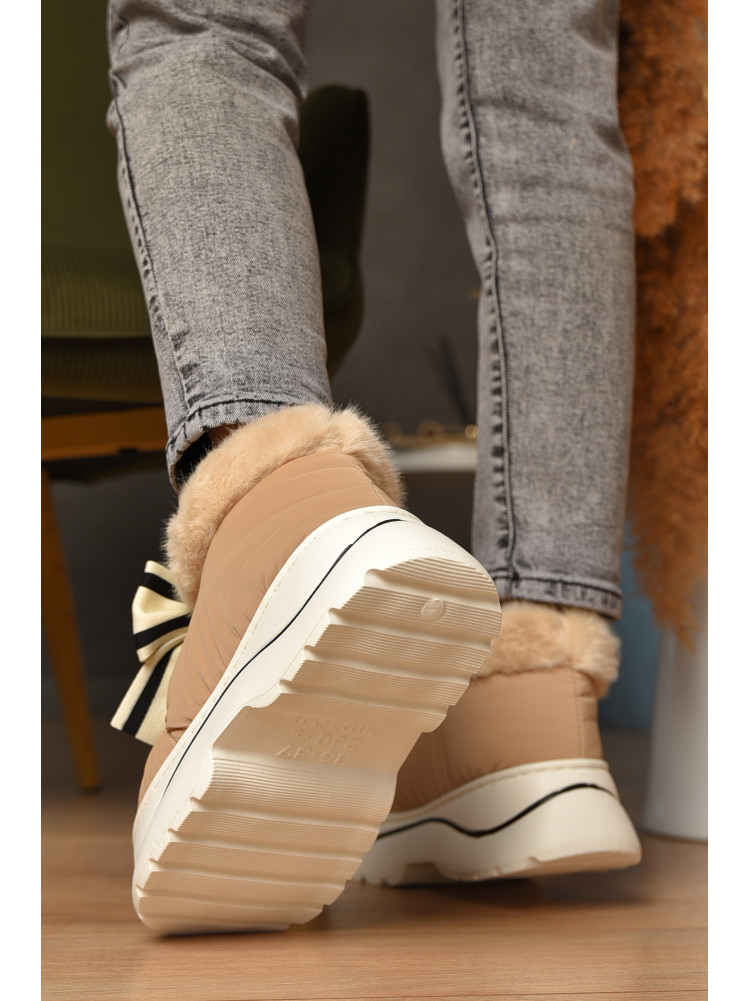 Уггі жіночі на хутрі бежевого кольору 16-2 208261C