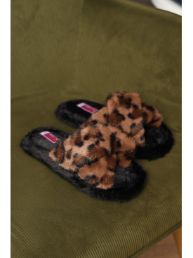 Капці домашні жіночі хутряні коричневого кольору А8142 208271C