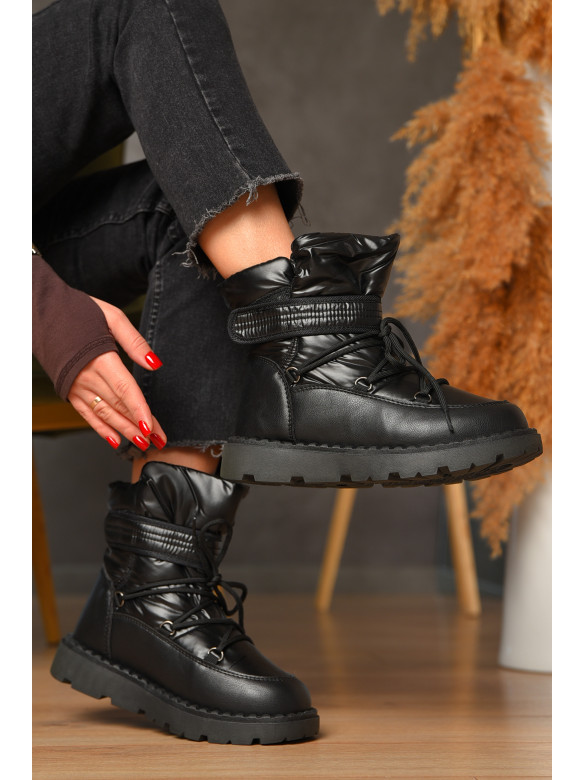 Дутики жіночі на хутрі чорного кольору КМ06-1 208301C