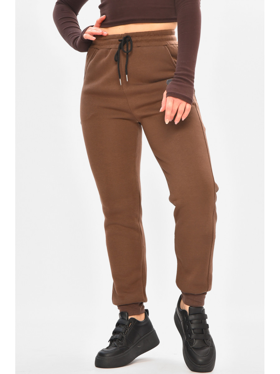 Спортивные штаны женские на флисе коричневого цвета 9995 208325C