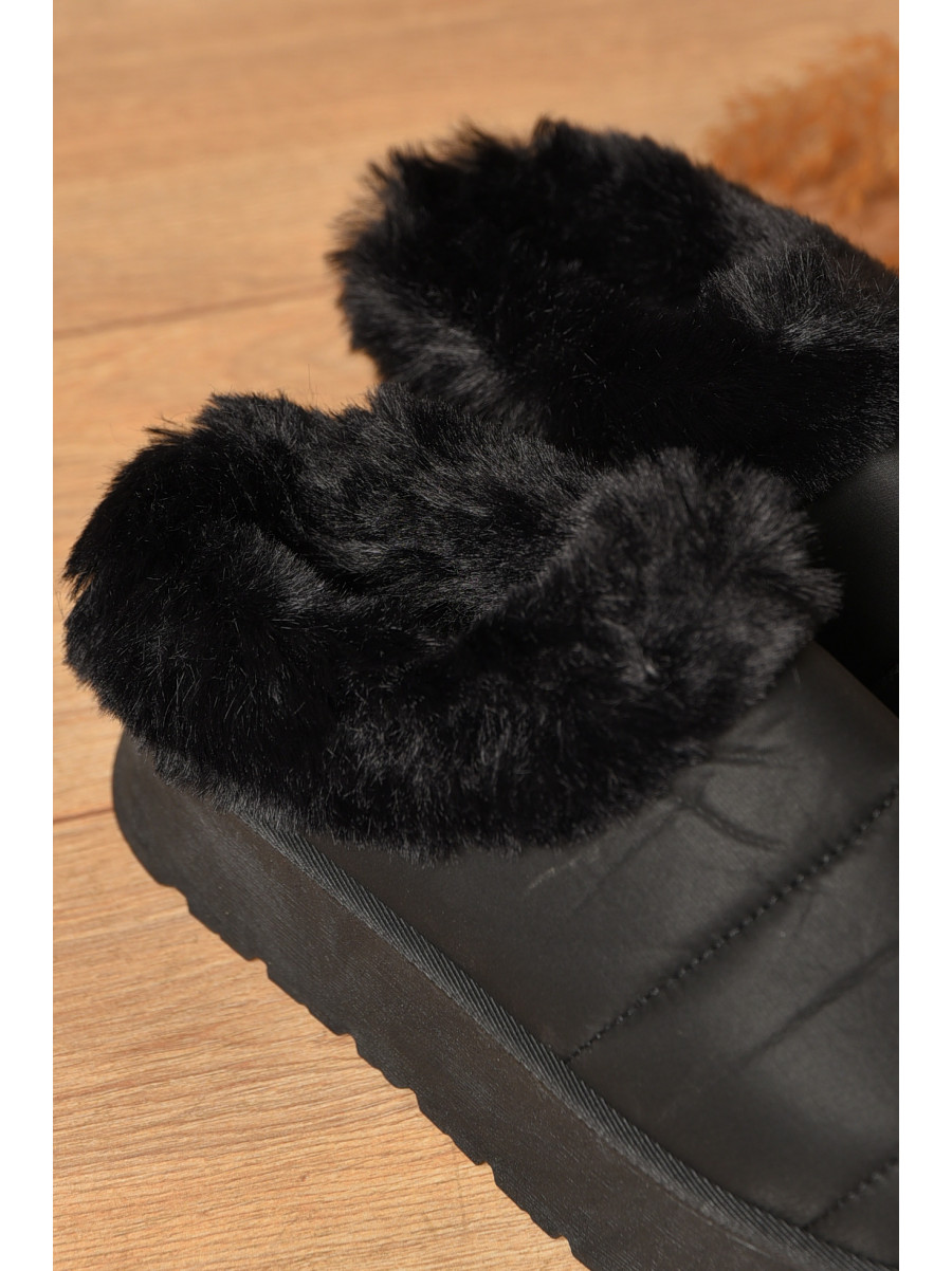 Уггі жіночі на хутрі чорного кольору М 159 208350C