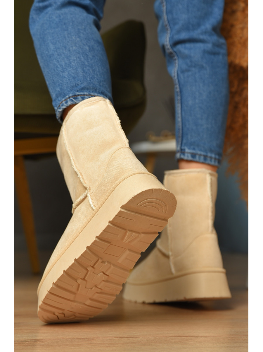 Уггі жіночі на хутрі світло-бежевого кольору М 103-2 208361C