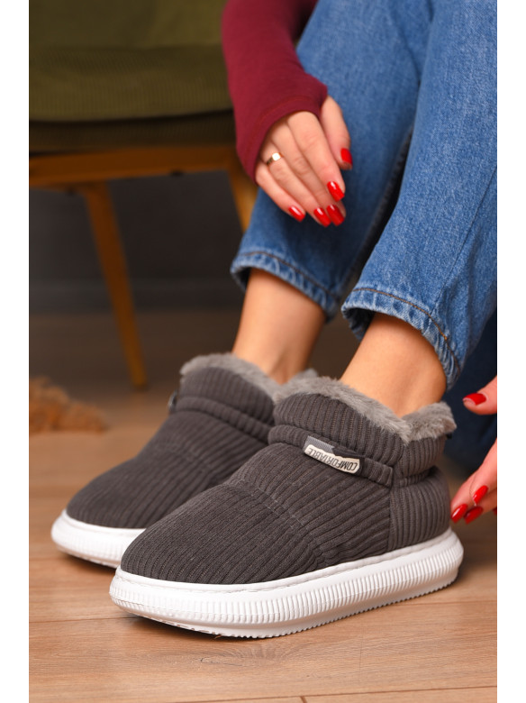 Домашні капці жіночі на хутрі сірого кольору 885-3 208364C