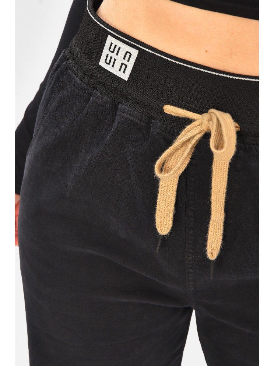 Штани жіночі однотонні чорного кольору 510-4 208393C